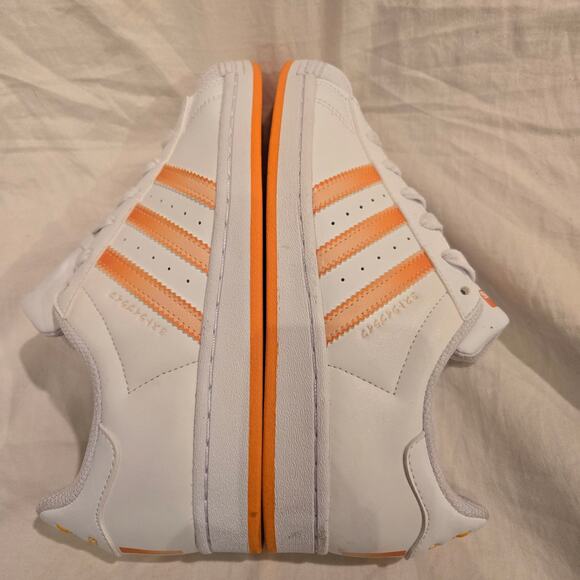 Adidas Superstar Size 6 Shell Toe Retro White Orange Crush HP5404 EUC - Picture 3 of 11